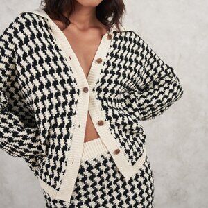 Little Lies Houndstooth Chunky Cardigan in Small NWT